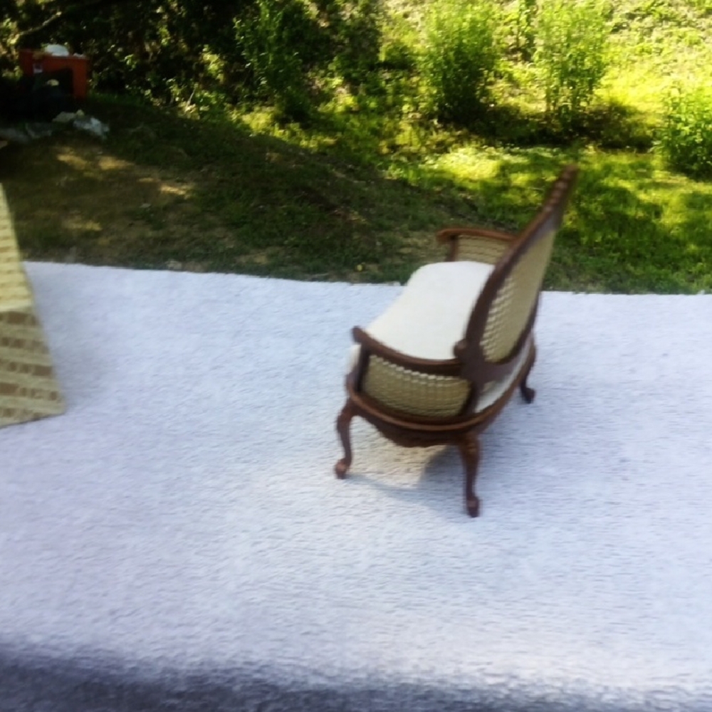 JBM Walnut Cane Settee/Loveseat Couch dollhouse miniature 1:12 scale - Picture 3 of 9